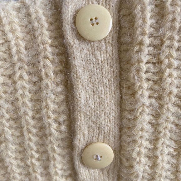 Sezane Emile in Pastel Yellow (XS) - Picture 6 of 11